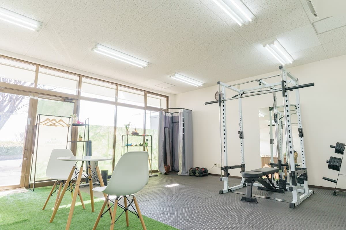 LIFEMAKEパーソナルトレーニングジム各務原鵜沼店