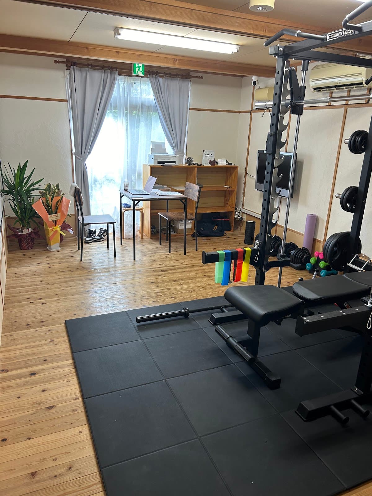 TlaboFitness パーソナルジム(ティーラボフィットネス)
