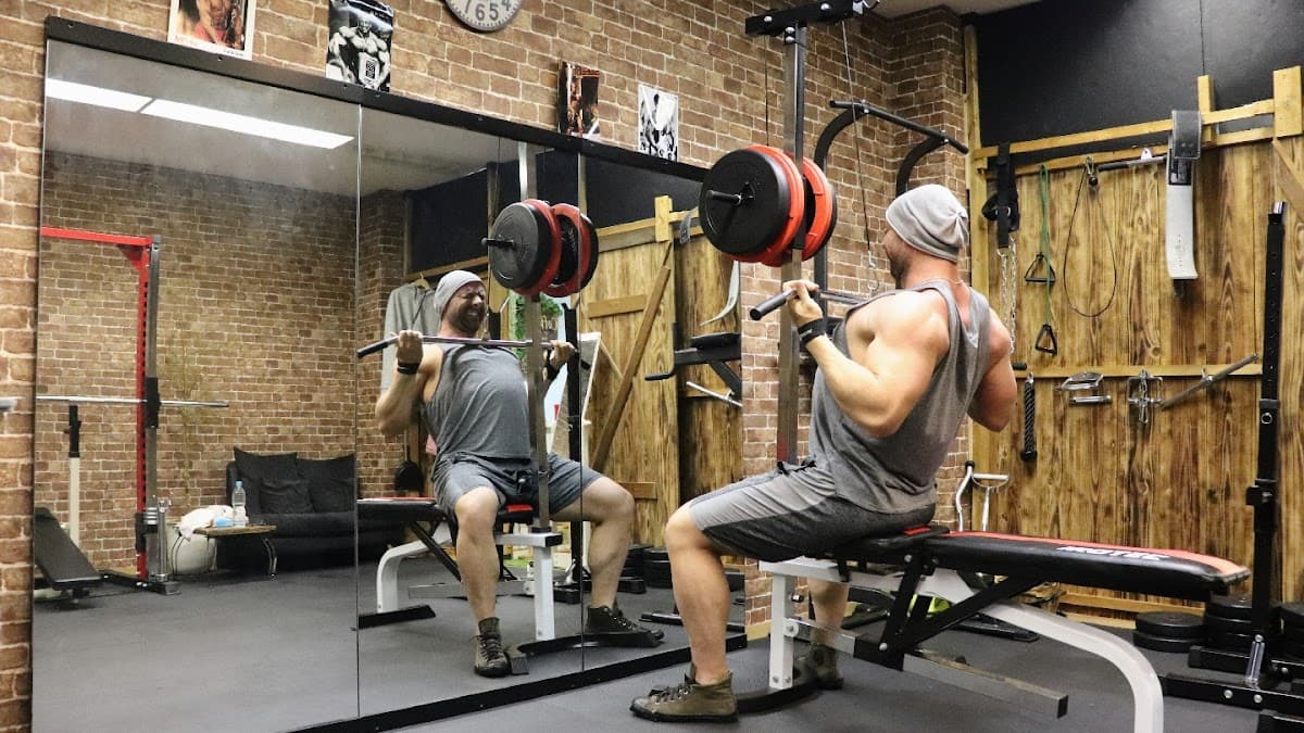PAUL'S GYM